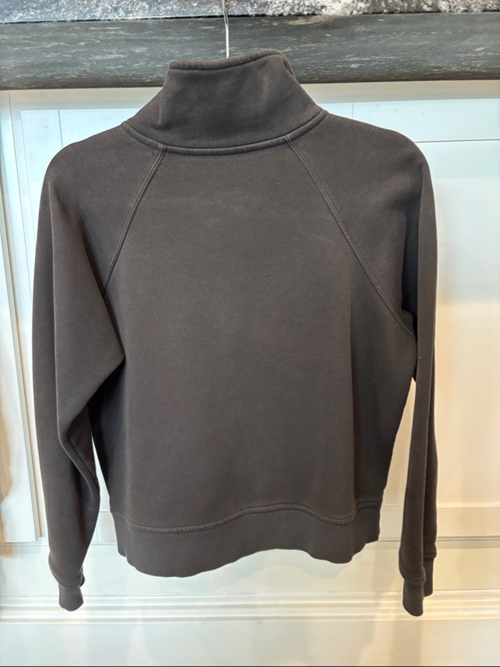 Vuori Women’s Black Half-Zip Pullover - Picture 5 of 5